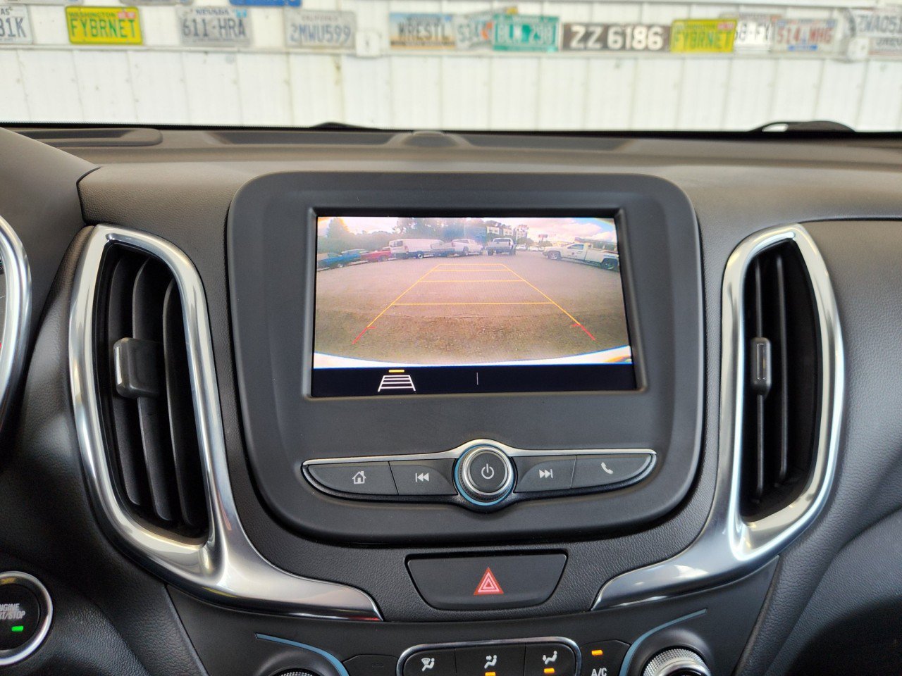Used 2021 Chevrolet Equinox LT AWD/4WD image 8