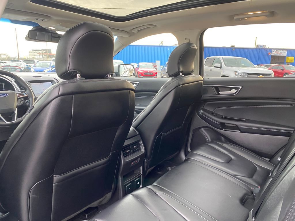 Used 2019 Ford Edge Titanium w/ Equipment Group 301A image 16