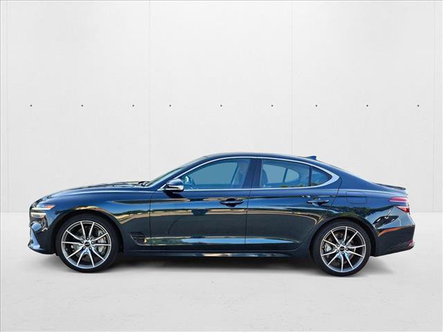 Used 2025 Genesis G70 2.5T image 9