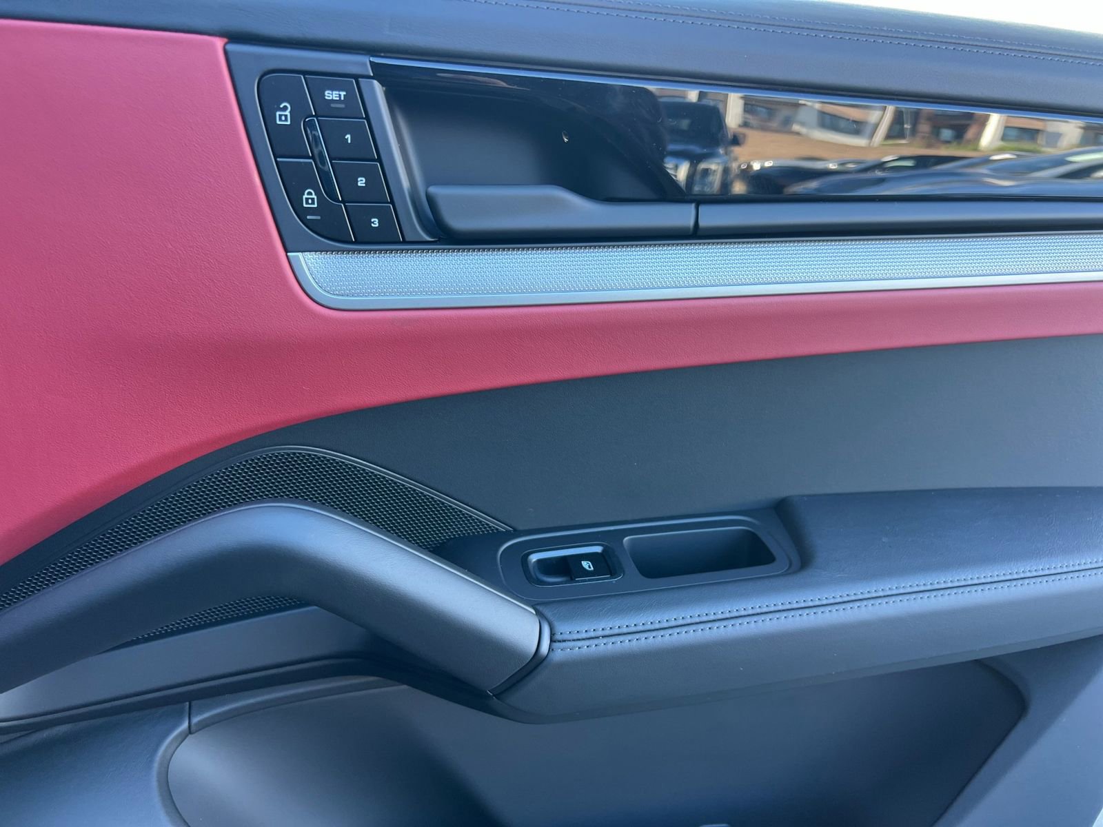 New 2026 Porsche Cayenne Coupe image 20