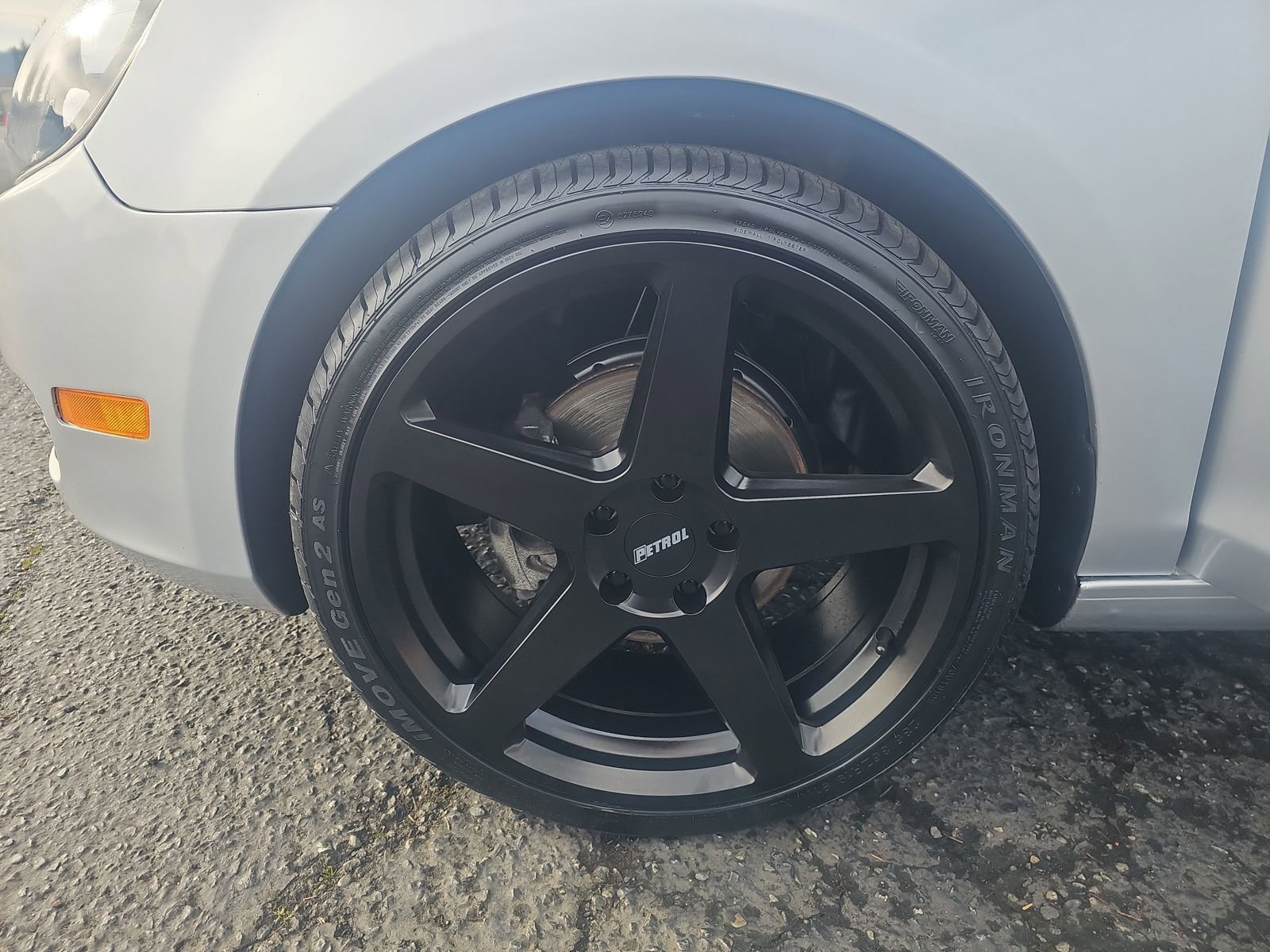 Used 2012 Volkswagen Golf 2-Door image 23