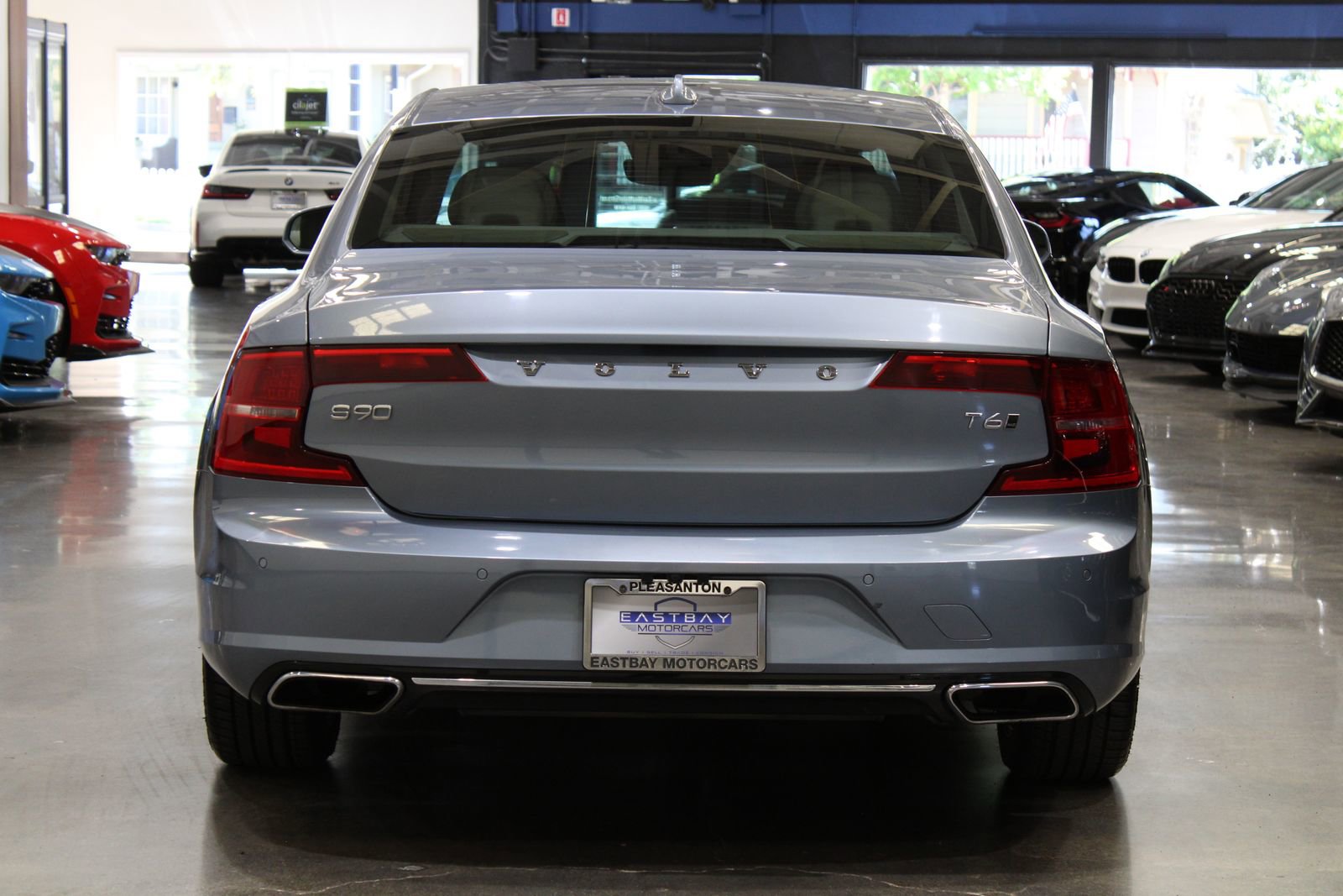 Used 2017 Volvo S90 T6 Momentum w/ Vision Package image 14