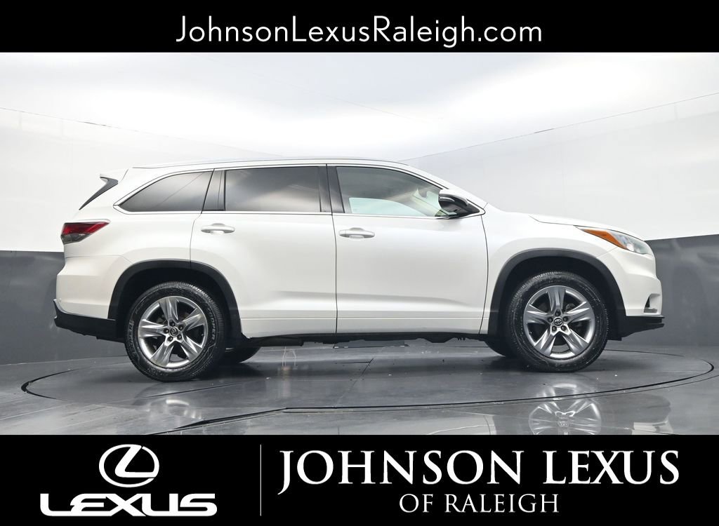 Used 2016 Toyota Highlander Limited image 21