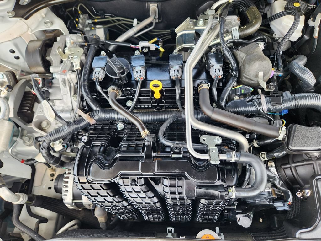 Used 2025 Nissan Altima 2.5 SV FWD image 30