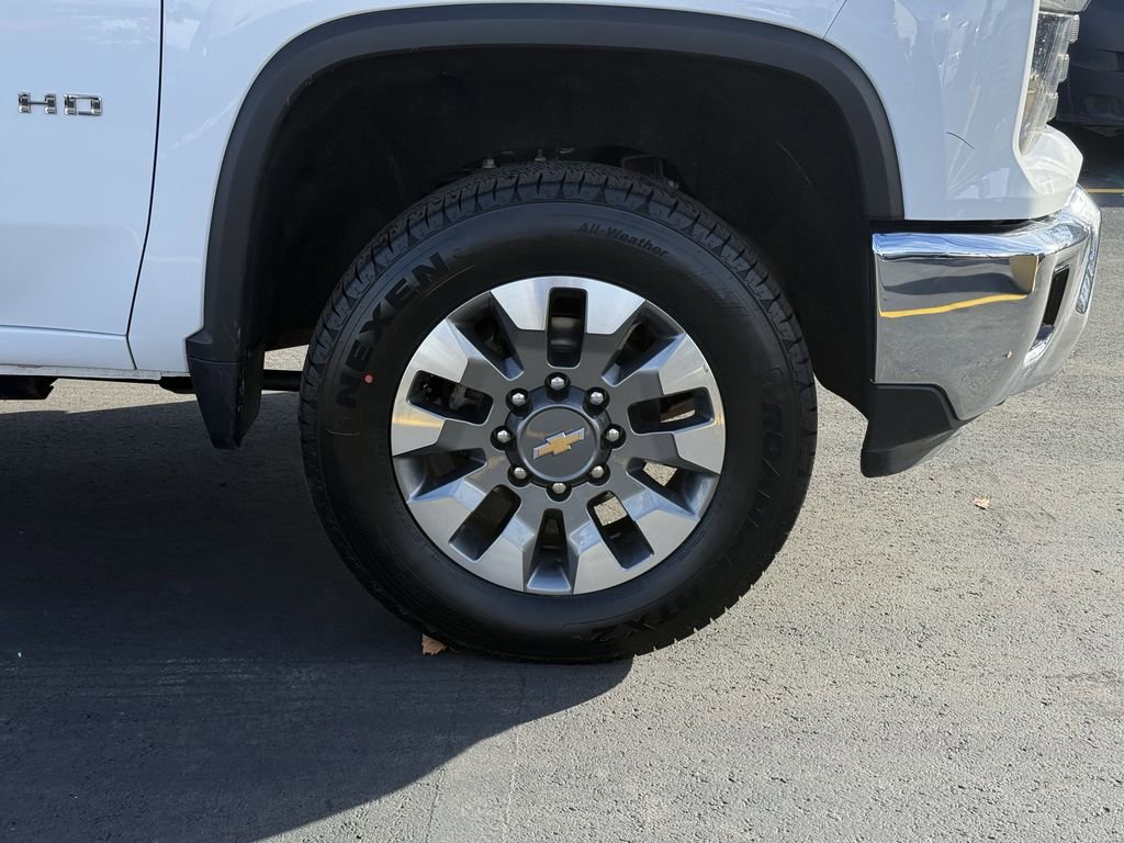 Used 2024 Chevrolet Silverado 3500 LT w/ All Star Edition image 9