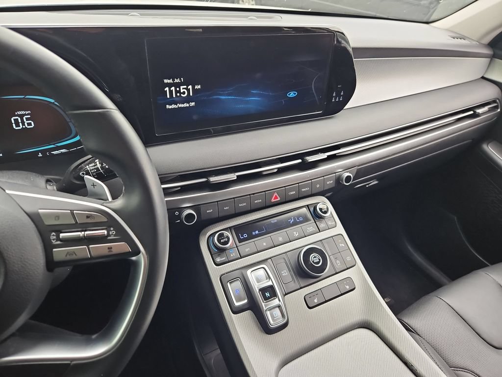 Used 2023 Hyundai Palisade SEL FWD image 19