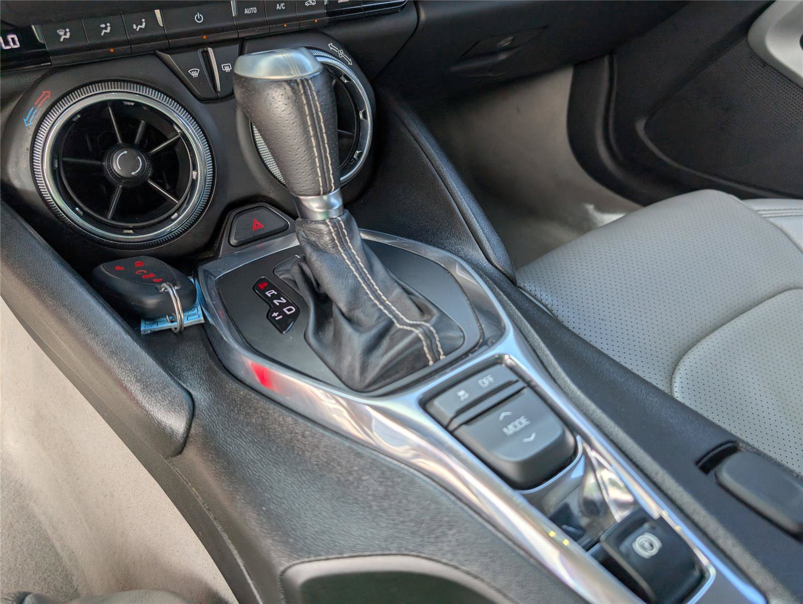 Used 2017 Chevrolet Camaro SS RWD image 21