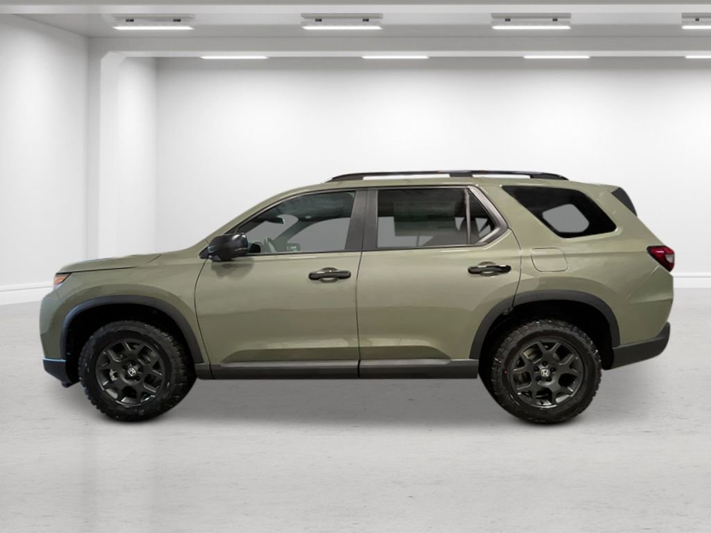 New 2026 Honda Pilot TrailSport image 2