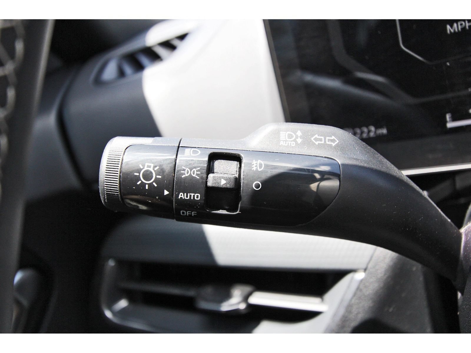 Used 2025 Kia K4 GT-Line Turbo FWD image 17