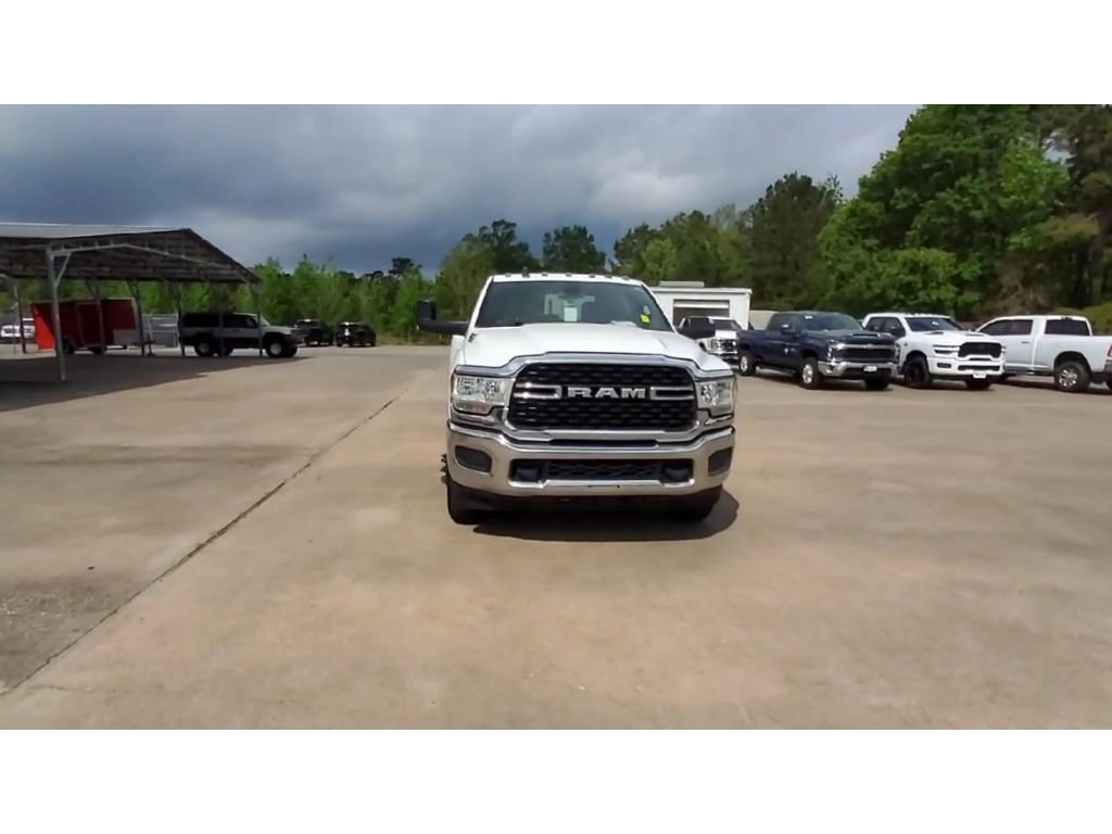 Used 2022 RAM 3500 Big Horn AWD/4WD image 3