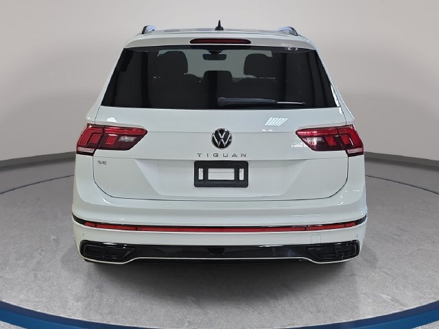 Used 2024 Volkswagen Tiguan SE R-Line FWD image 7