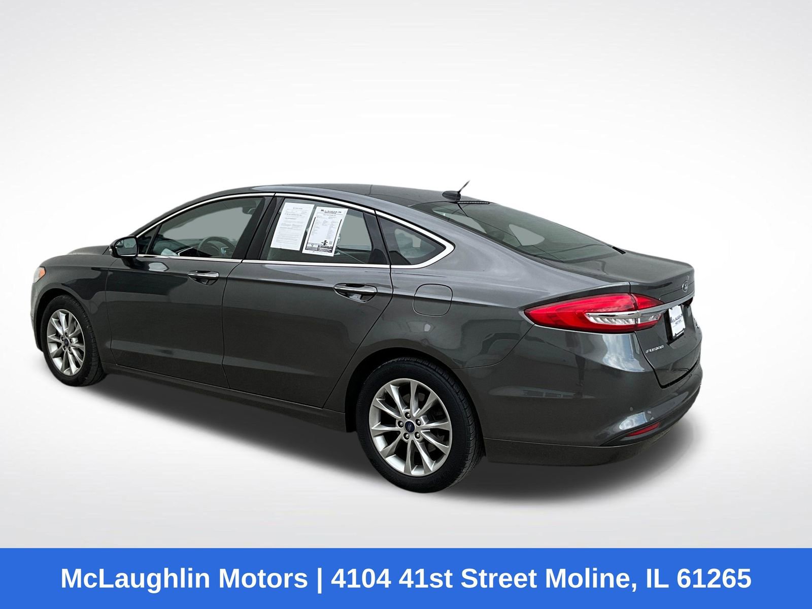 Used 2017 Ford Fusion SE w/ Fusion SE Technology Package FWD image 13