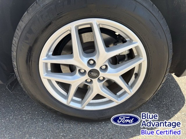 Certified 2024 Ford Edge SEL image 11