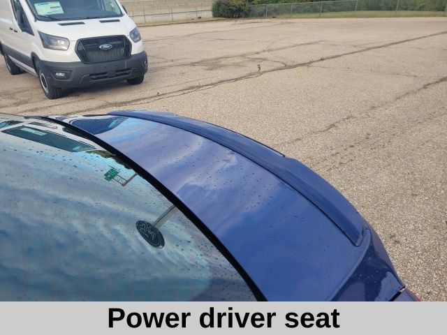 Used 2025 Toyota Camry SE image 6