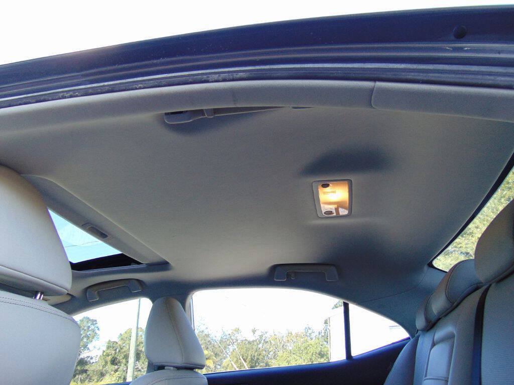 Used 2014 Lexus IS 350 w/ Navigation Package RWD image 19
