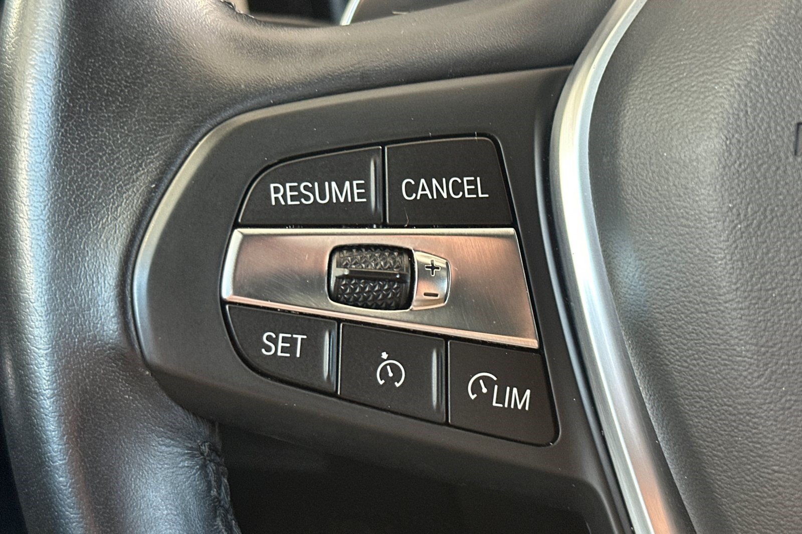 Used 2019 BMW 330i Sedan w/ Convenience Package RWD image 30