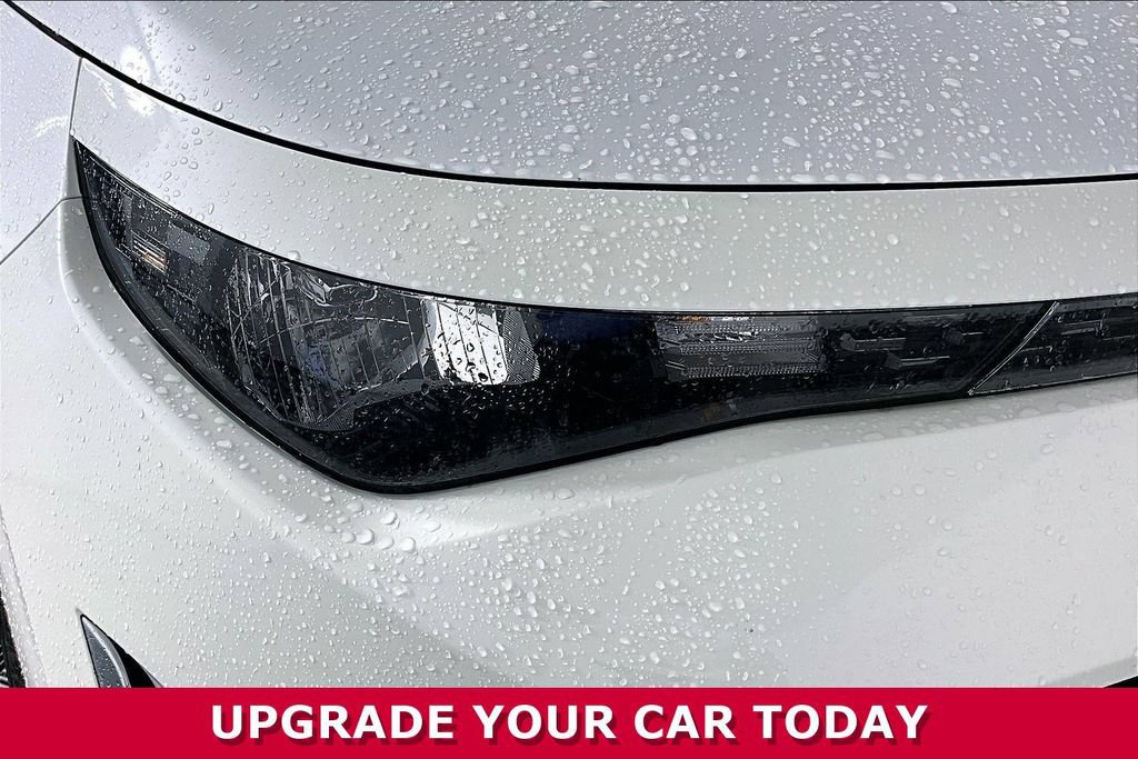 Used 2024 Kia Soul GT-Line FWD image 28