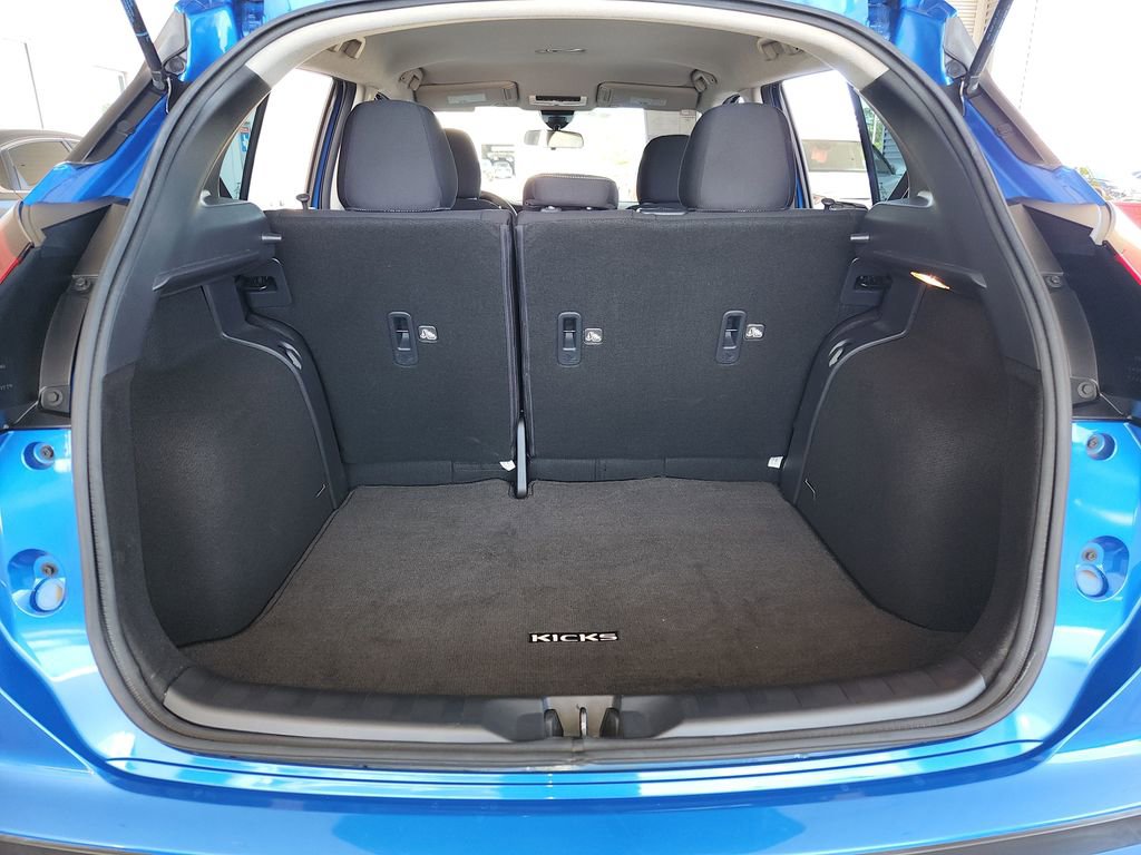 Used 2021 Nissan Kicks SV FWD image 8
