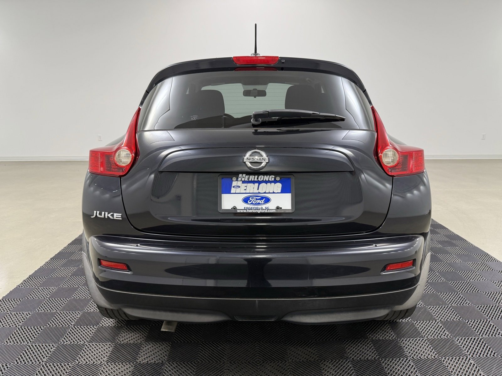Used 2011 Nissan Juke SV w/ Interior Illumination Pkg image 5