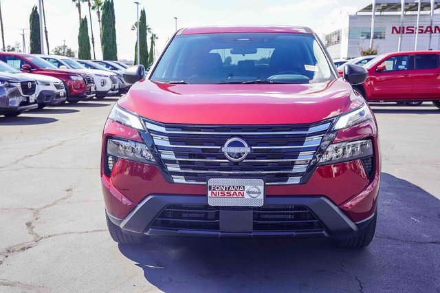 New 2026 Nissan Rogue S image 2