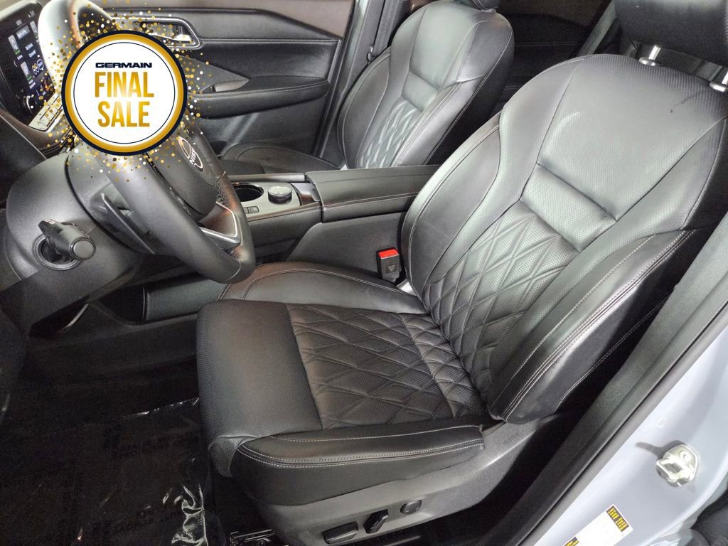 Used 2022 Nissan Rogue Platinum w/ Head-Up Display Package image 14