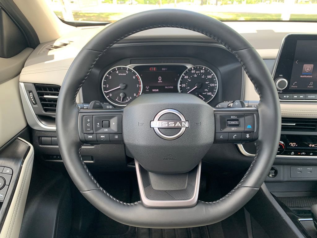 Used 2026 Nissan Rogue SV w/ SV Premium Package image 12