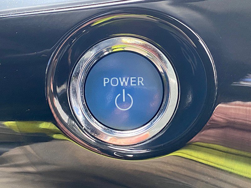 Used 2022 Toyota Prius Prime Limited image 45