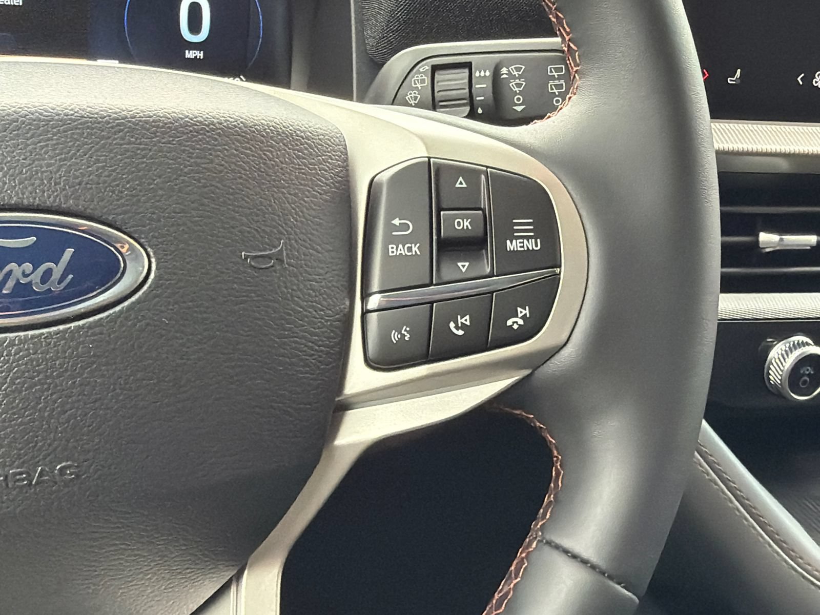 New 2026 Ford Explorer Active AWD/4WD image 19