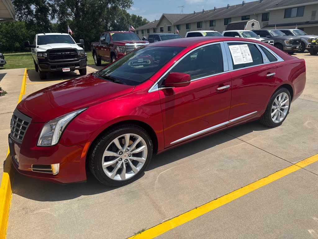 Used 2015 Cadillac XTS Luxury w/ Driver Awareness Package AWD/4WD image 7