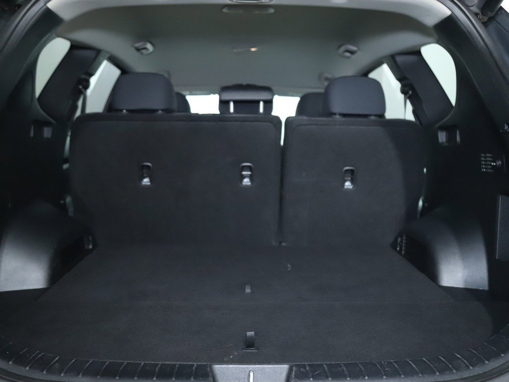 Used 2023 Hyundai Santa Fe SEL image 33