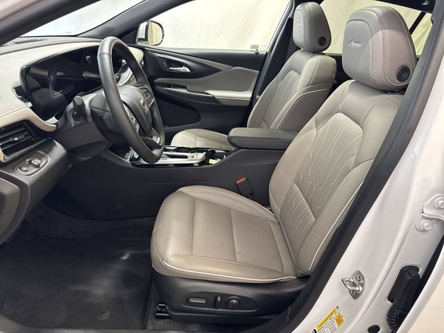 Certified 2025 Buick Envista Avenir FWD image 10
