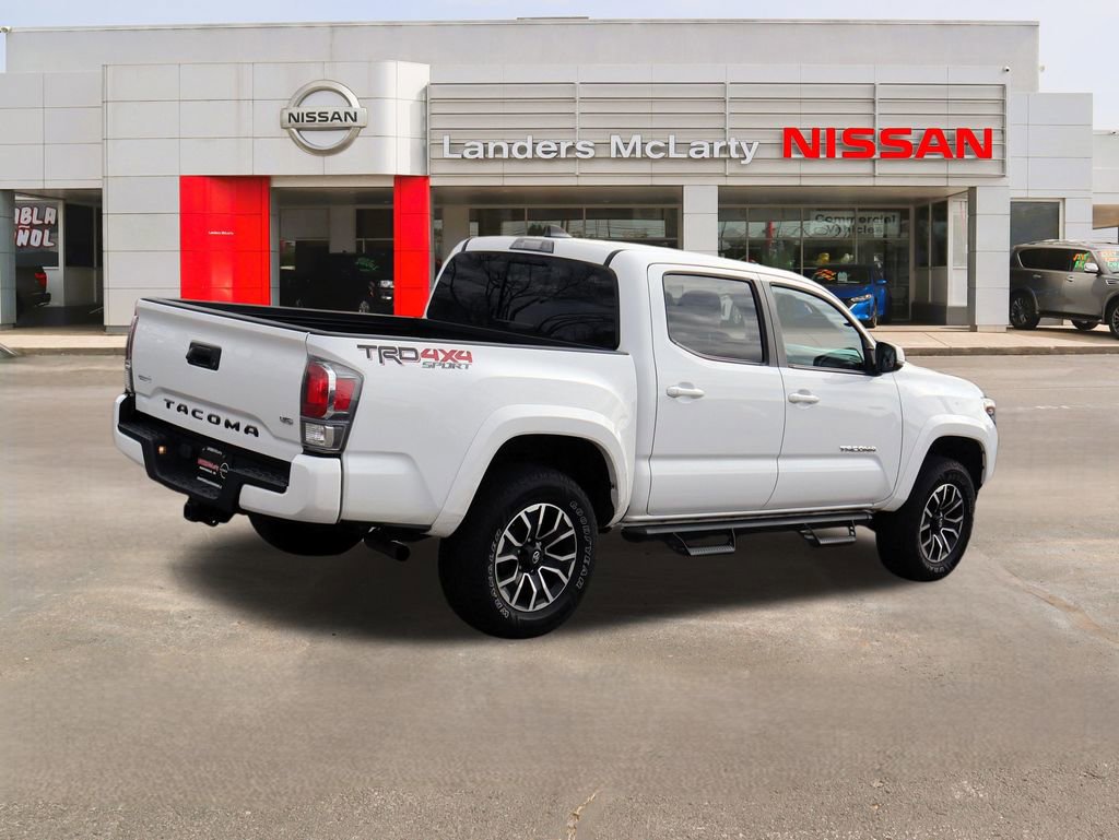 Used 2020 Toyota Tacoma TRD Sport image 3