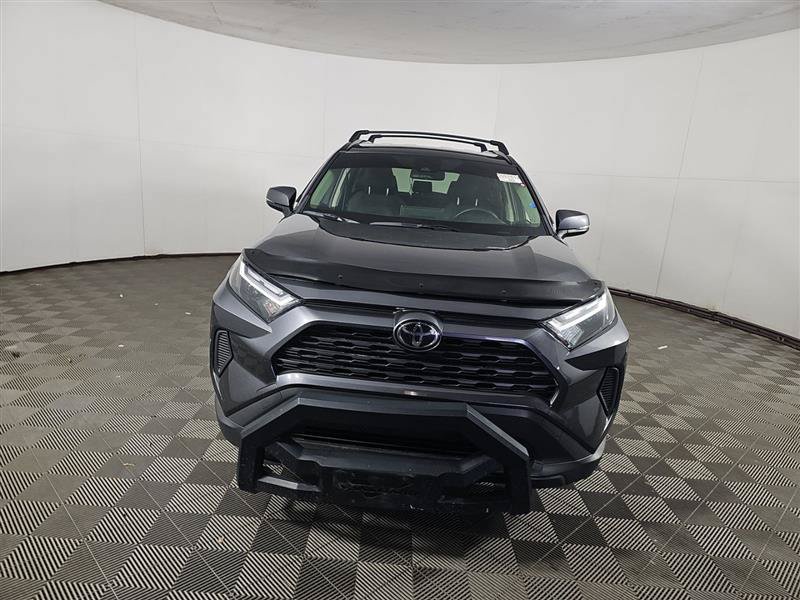 Used 2025 Toyota RAV4 LE AWD/4WD image 2