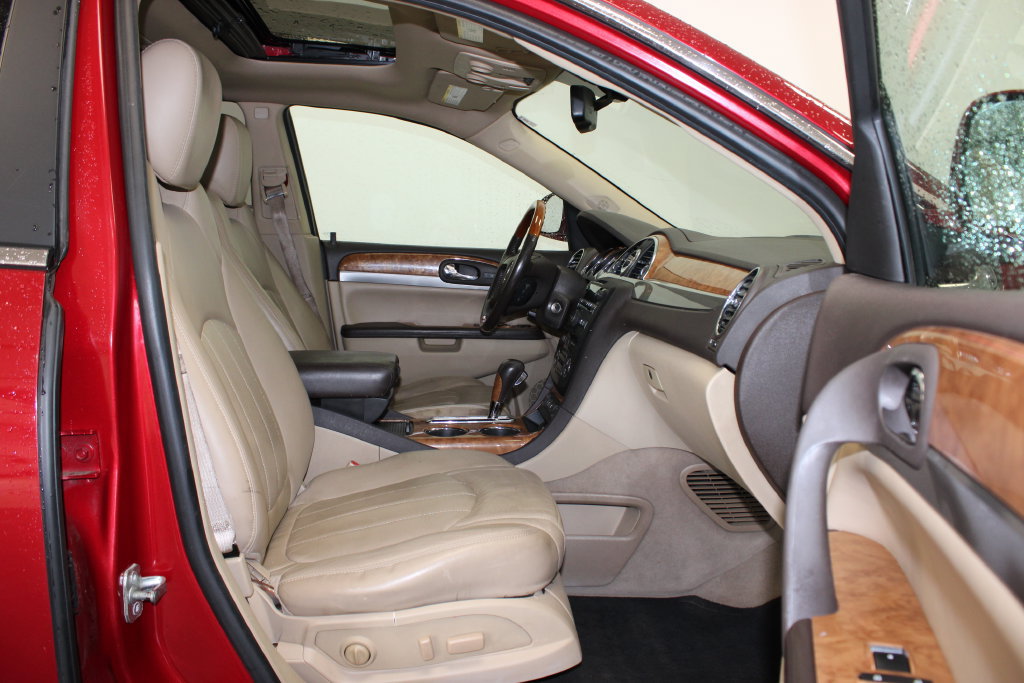 Used 2012 Buick Enclave Leather FWD image 10