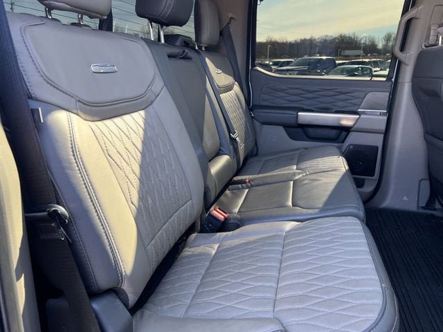 Used 2025 Ford F450 Platinum w/ Platinum Plus Package image 28