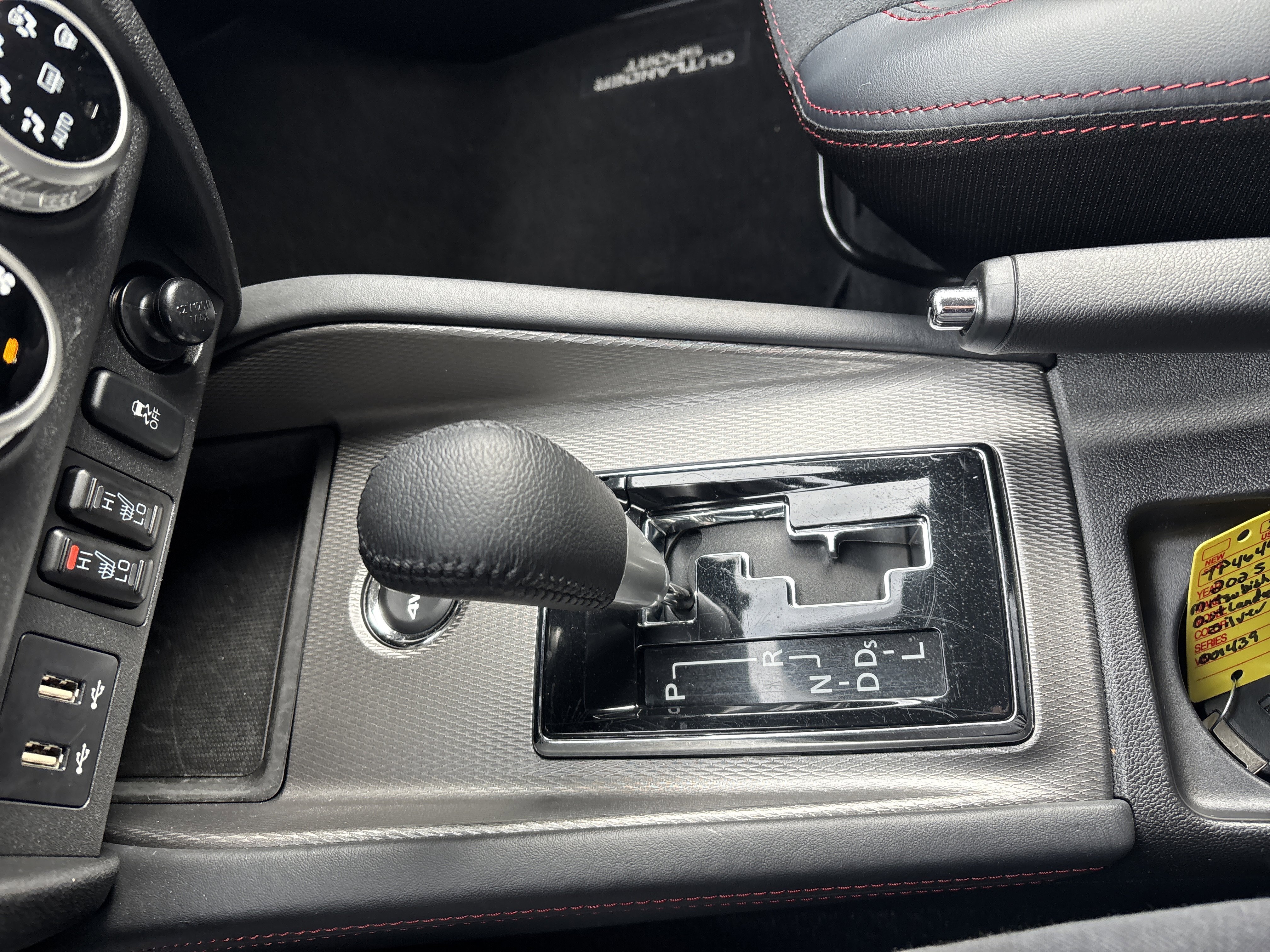 Used 2025 Mitsubishi Outlander Sport SE image 24