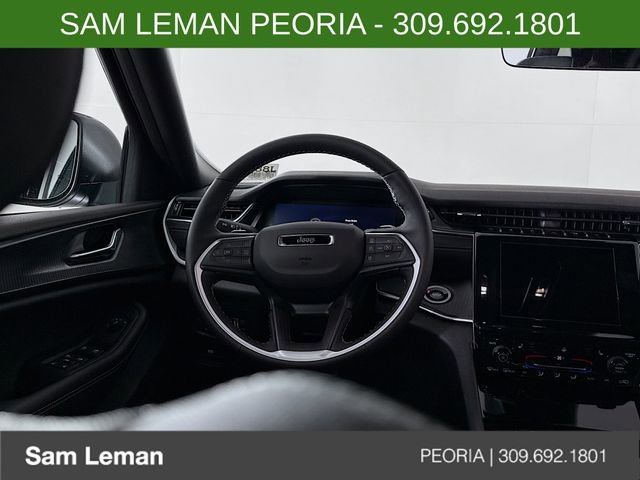 New 2025 Jeep Grand Cherokee Laredo X w/ Luxury Tech Group I image 11