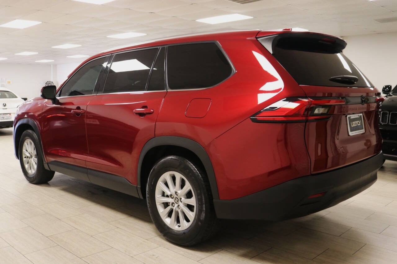 Used 2024 Toyota Grand Highlander AWD image 8