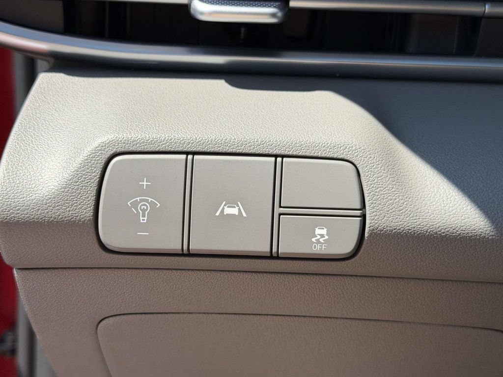 Certified 2023 Hyundai Elantra SEL FWD image 20
