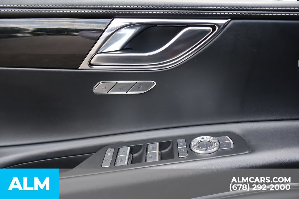 Used 2025 Genesis GV80 2.5T Standard AWD/4WD image 11