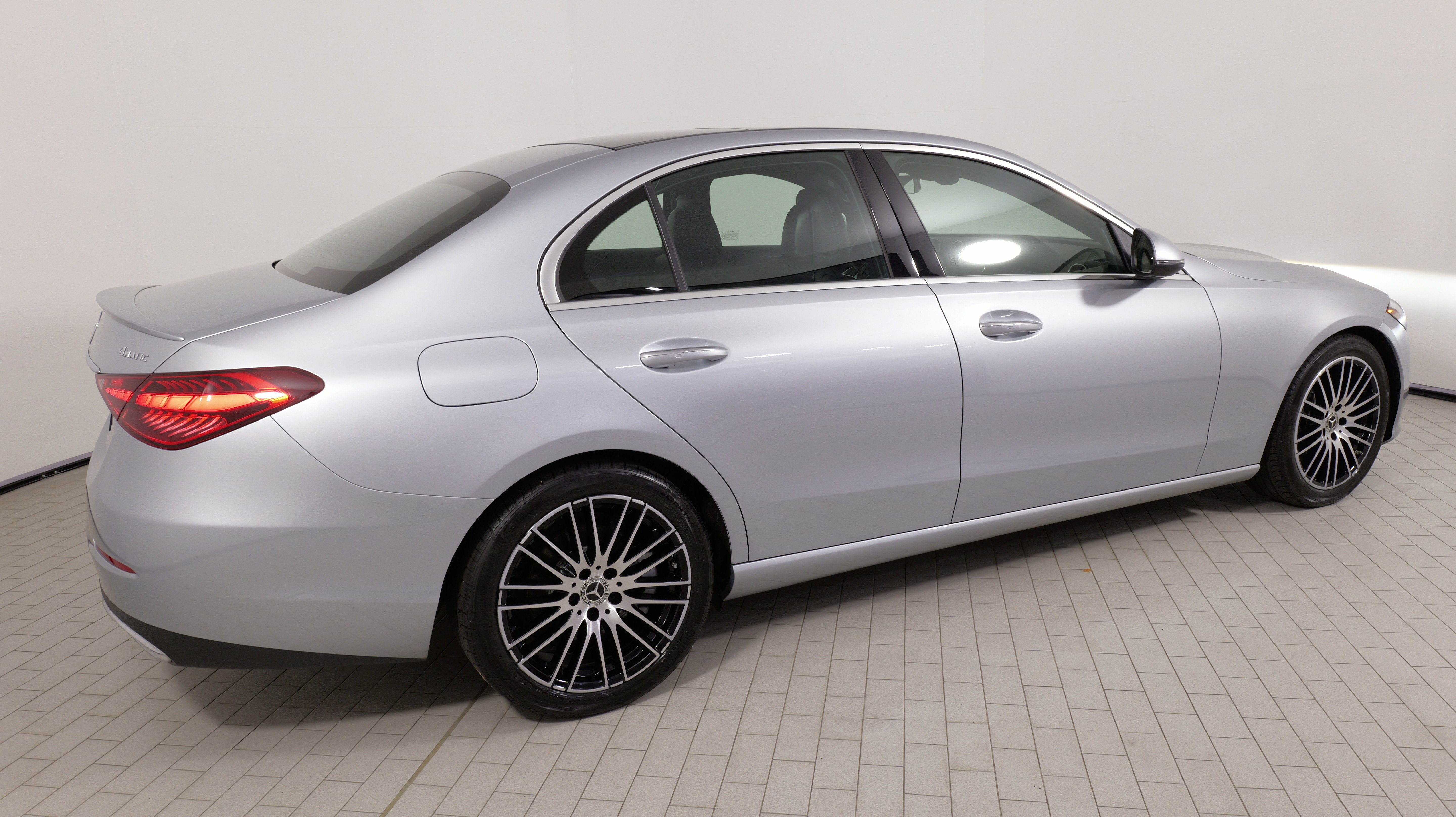Used 2022 Mercedes-Benz C 300 4MATIC Sedan image 11