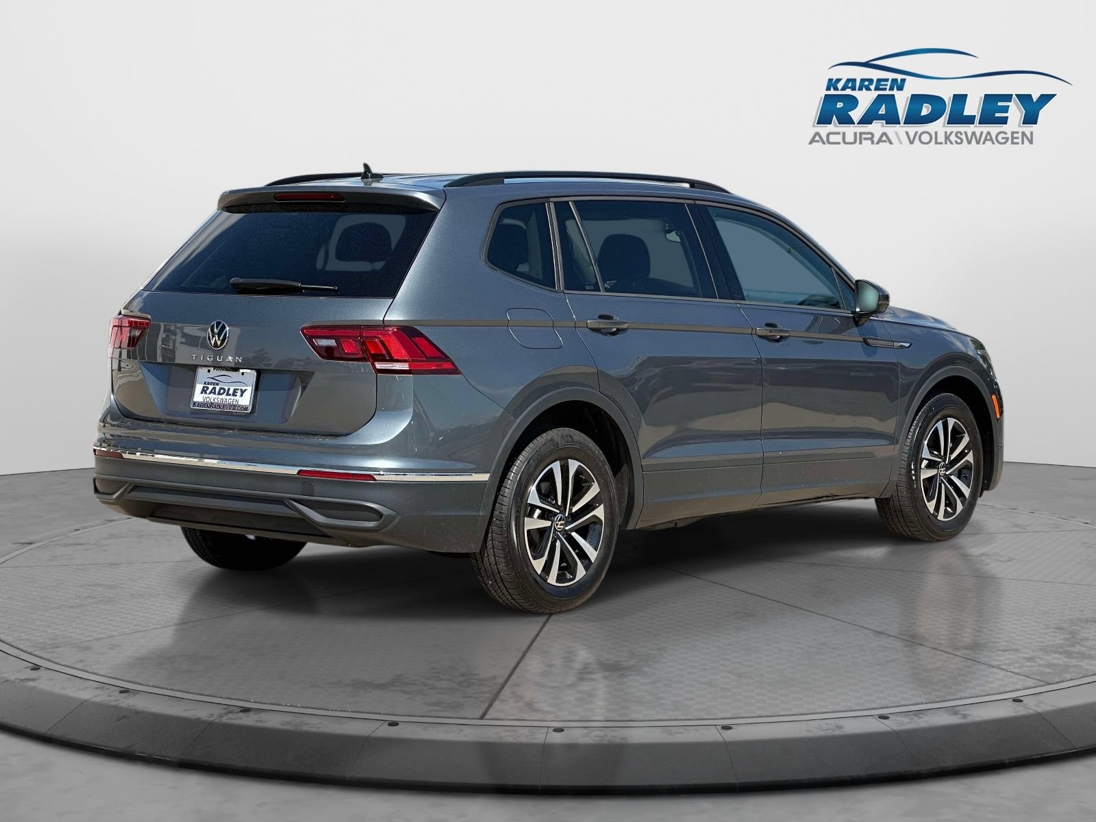 Certified 2024 Volkswagen Tiguan S FWD image 2
