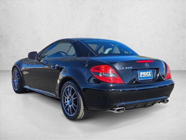 Used 2010 Mercedes-Benz SLK 300 image 8