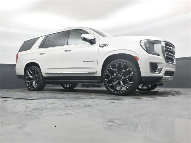 Used 2022 GMC Yukon SLT w/ SLT Luxury Package image 39