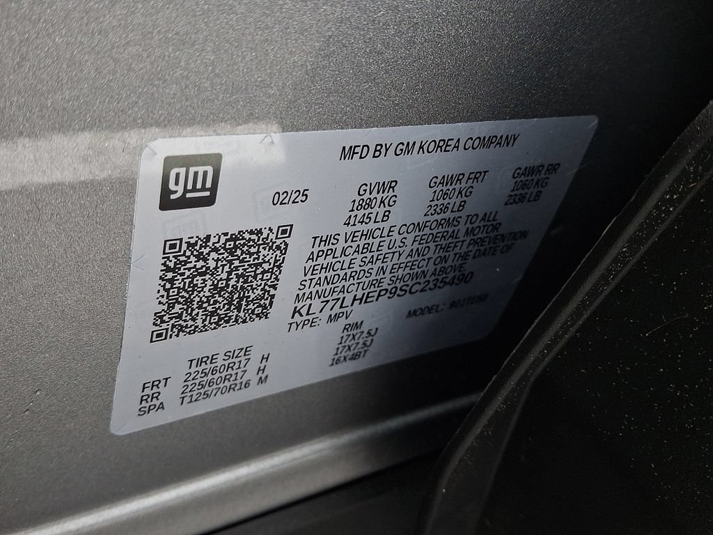 Used 2025 Chevrolet Trax LT FWD image 28