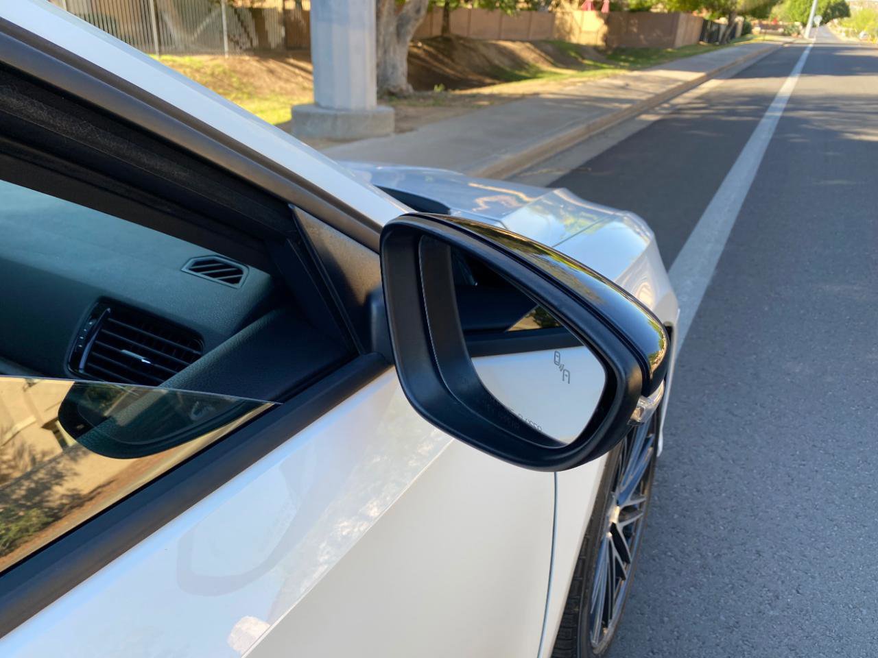 Used 2018 Volkswagen Passat GT FWD image 14