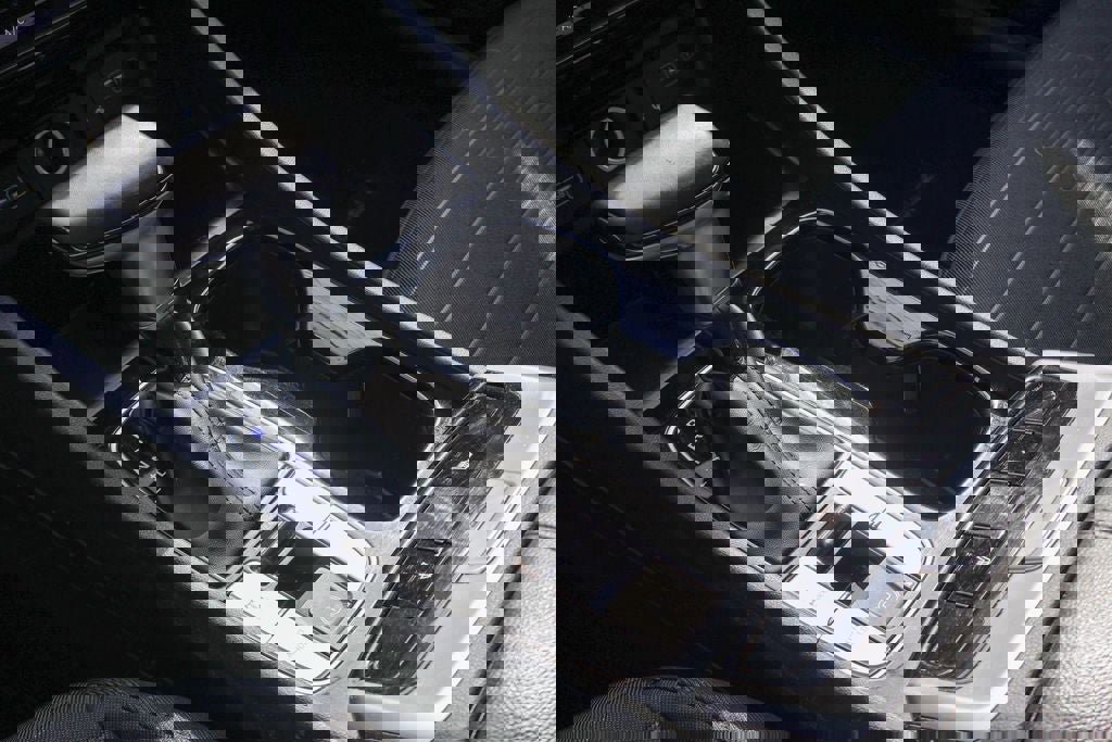 Used 2023 Hyundai Santa Cruz SEL Premium image 16