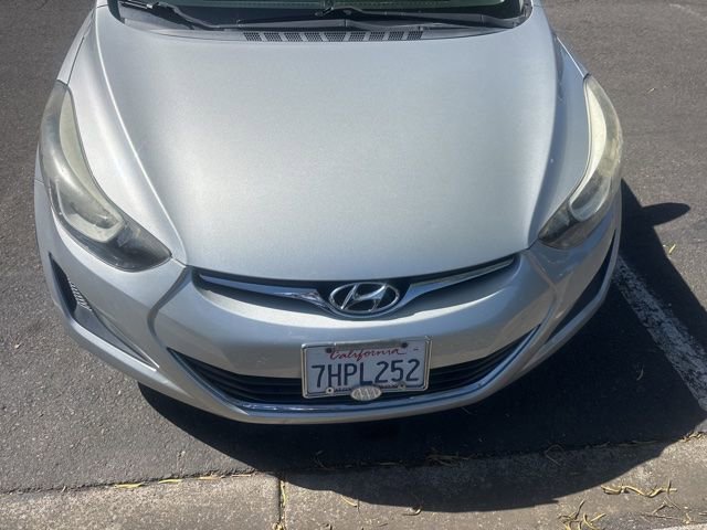 Used 2015 Hyundai Elantra SE FWD image 1
