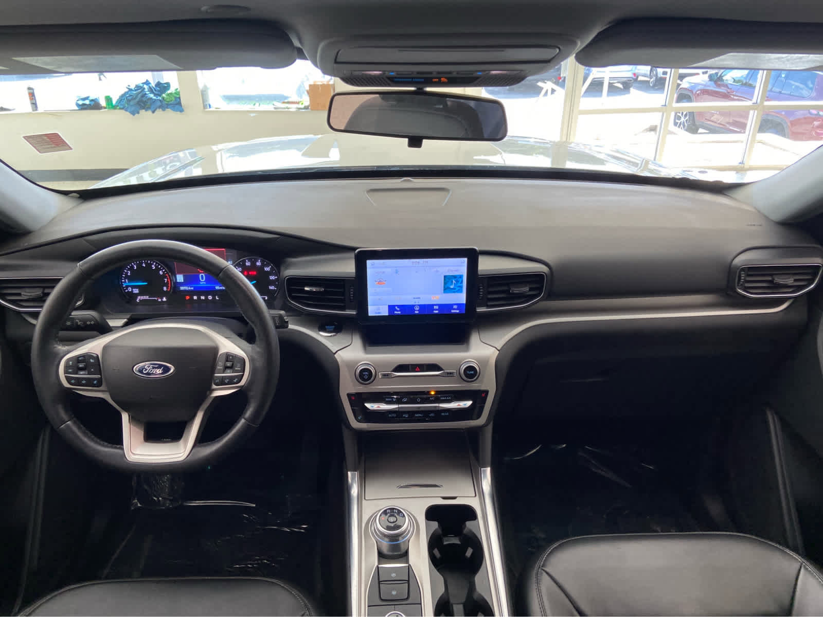 Used 2022 Ford Explorer XLT w/ Equipment Group 202A image 22