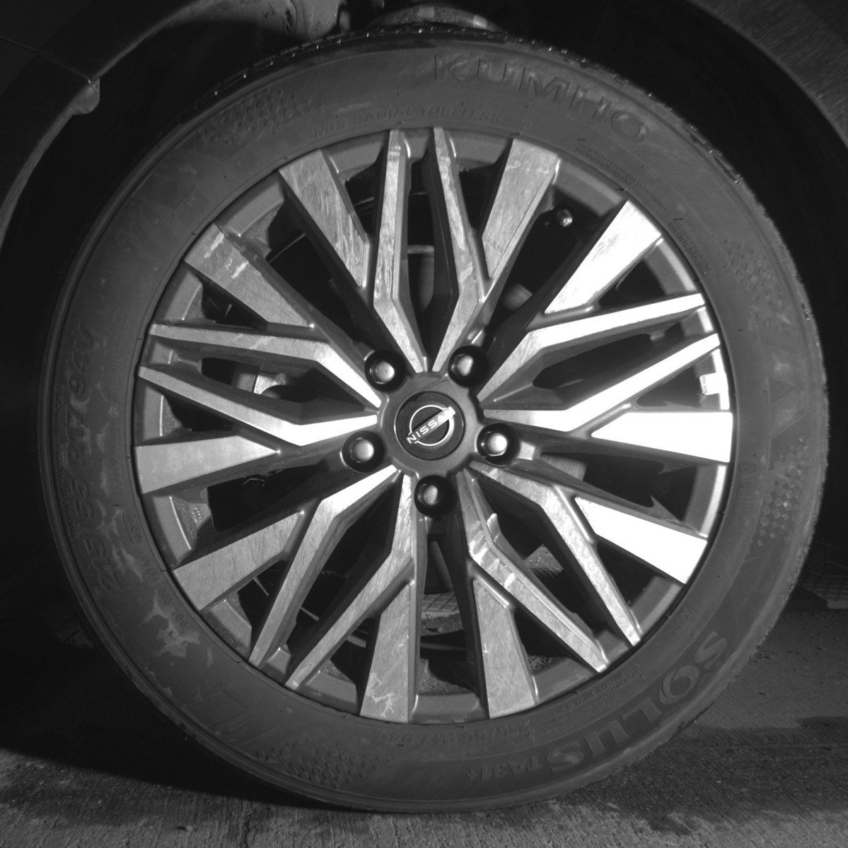 Used 2025 Nissan Altima 2.5 SV image 12